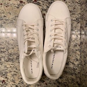 ellroy canvas sneaker